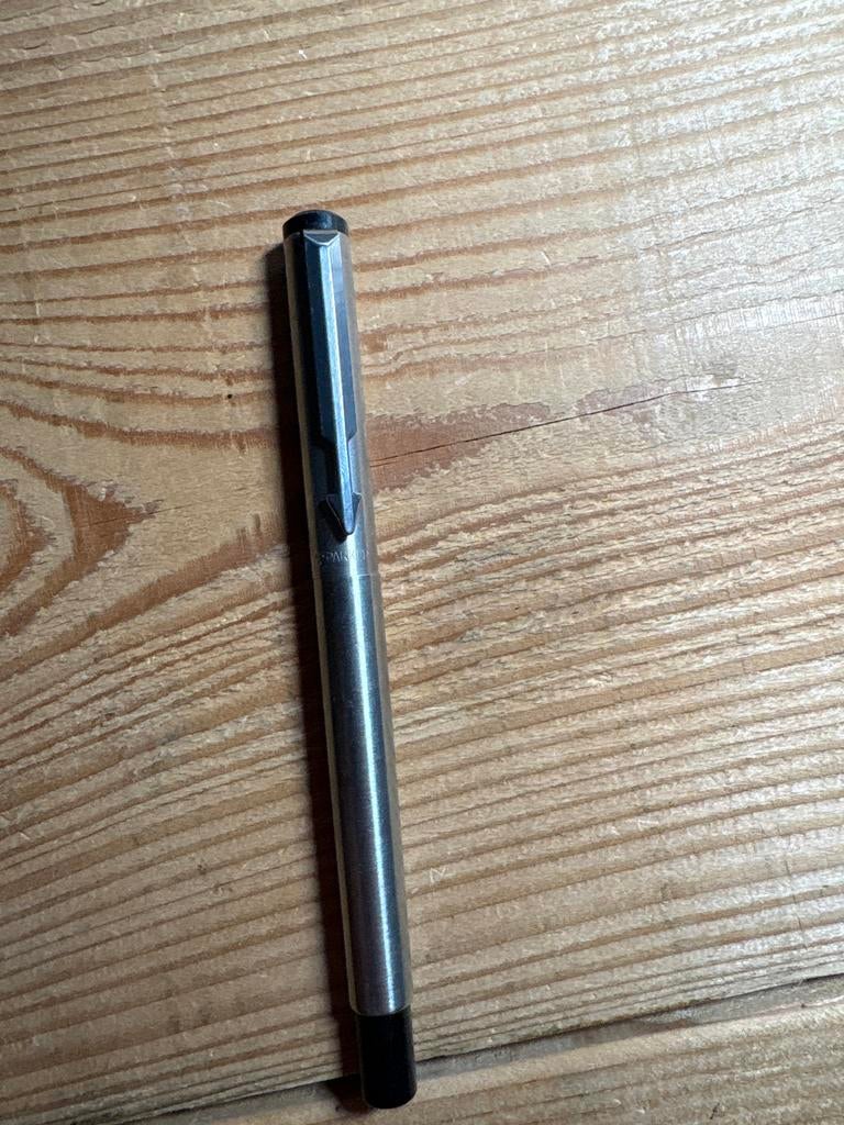 Vintage Parker 45 Vulpen - Geborsteld Staal, Ophalen of Verzenden, Zo goed als nieuw, Vulpen, Parker