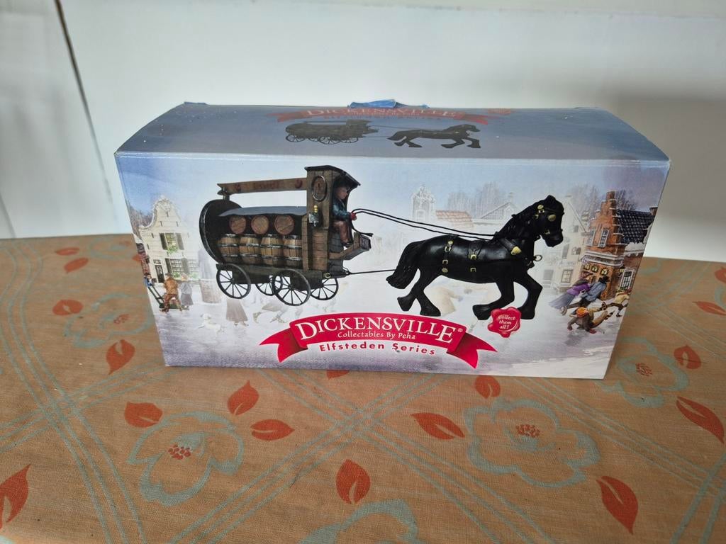 Dickensville paard met wagen, Ophalen of Verzenden, Zo goed als nieuw