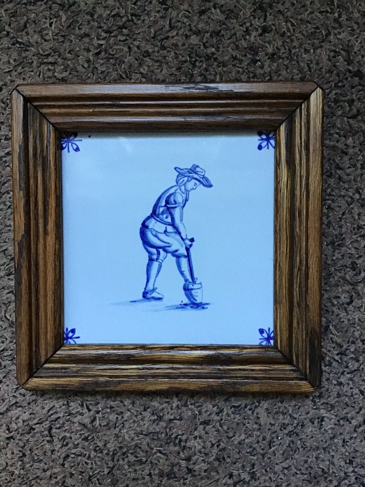 Tegeltje De Turfsteker Westraven in houten lijst 17 x17 cm, Ophalen of Verzenden