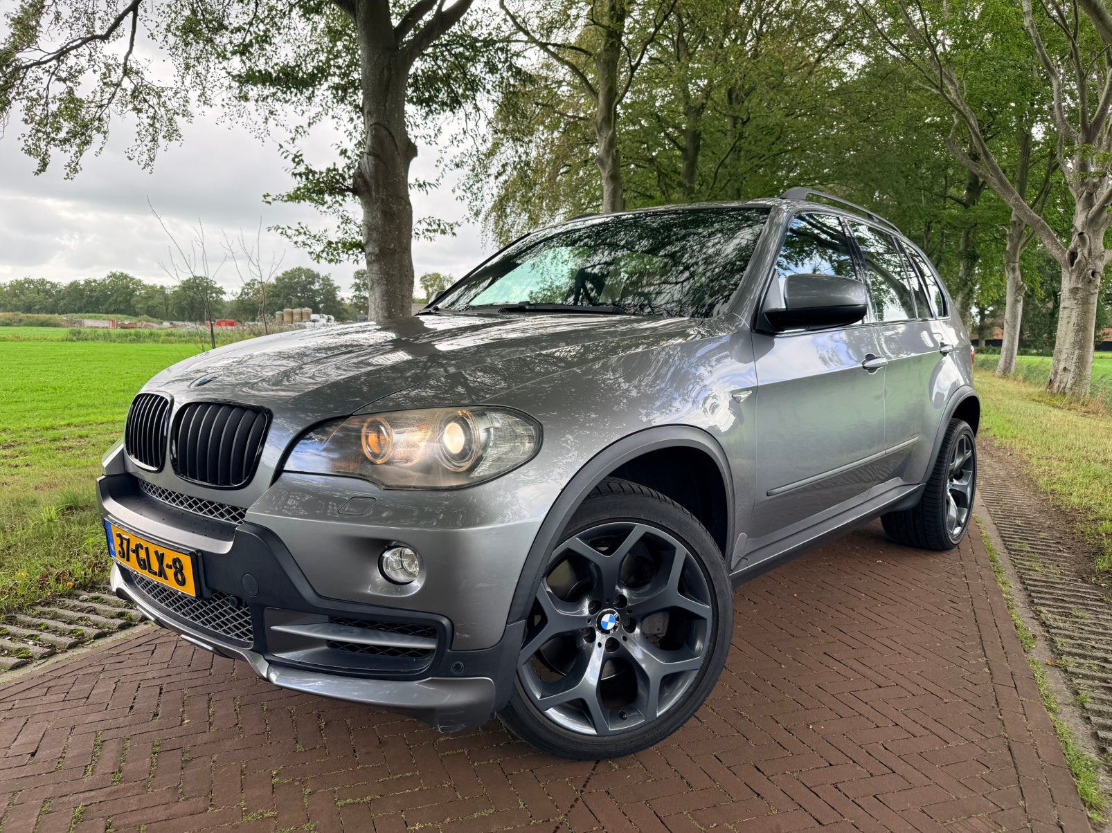 BMW X5 xDrive48i 4.8 V8 | 355PK | Zeer compleet | Dealer ond, Auto's, Navigatiesysteem, 138 €/maand, 4799 cc, 2145 kg