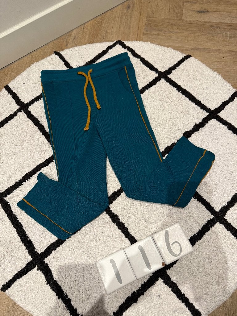 Heel goed groen Ammehoela nette jogging pantalon broek 116, Broek, Jongen of Meisje, Nieuw, Ophalen of Verzenden
