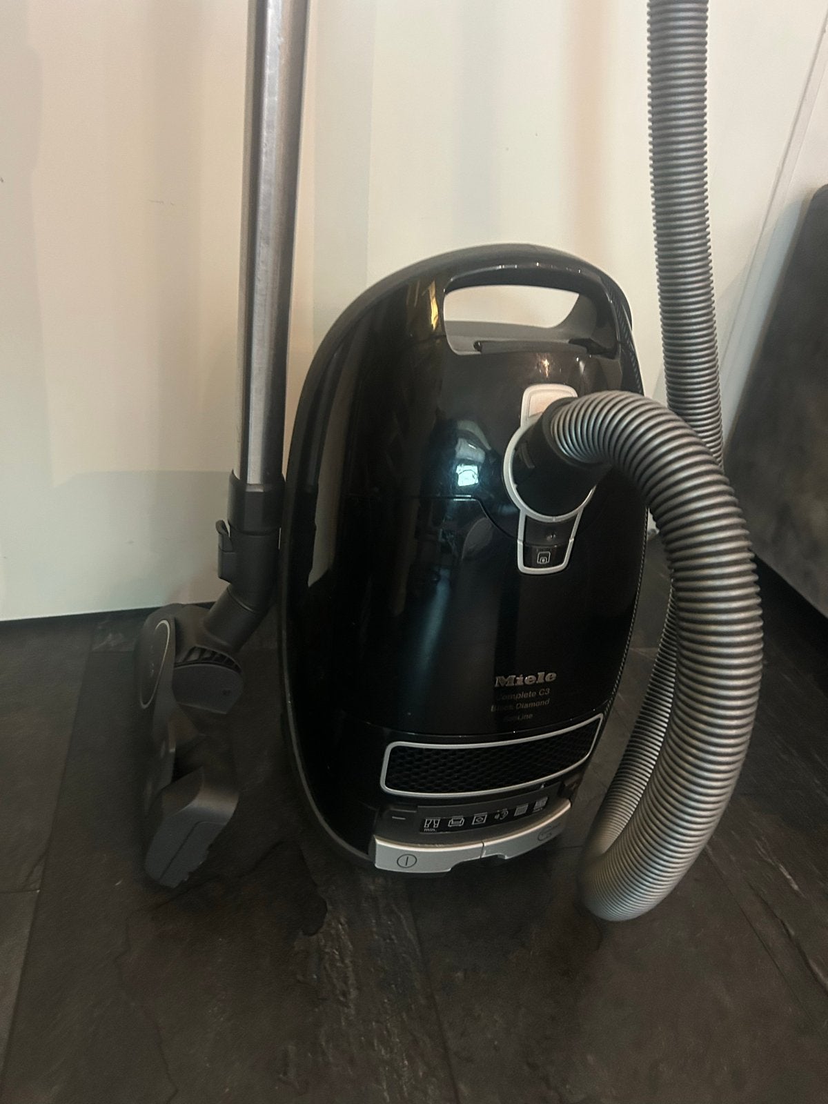 Miele stofzuiger C3 met defecte motor - voor onderdelen/repa, Witgoed en Apparatuur, Stofzuigers, Stofzak, Ophalen of Verzenden