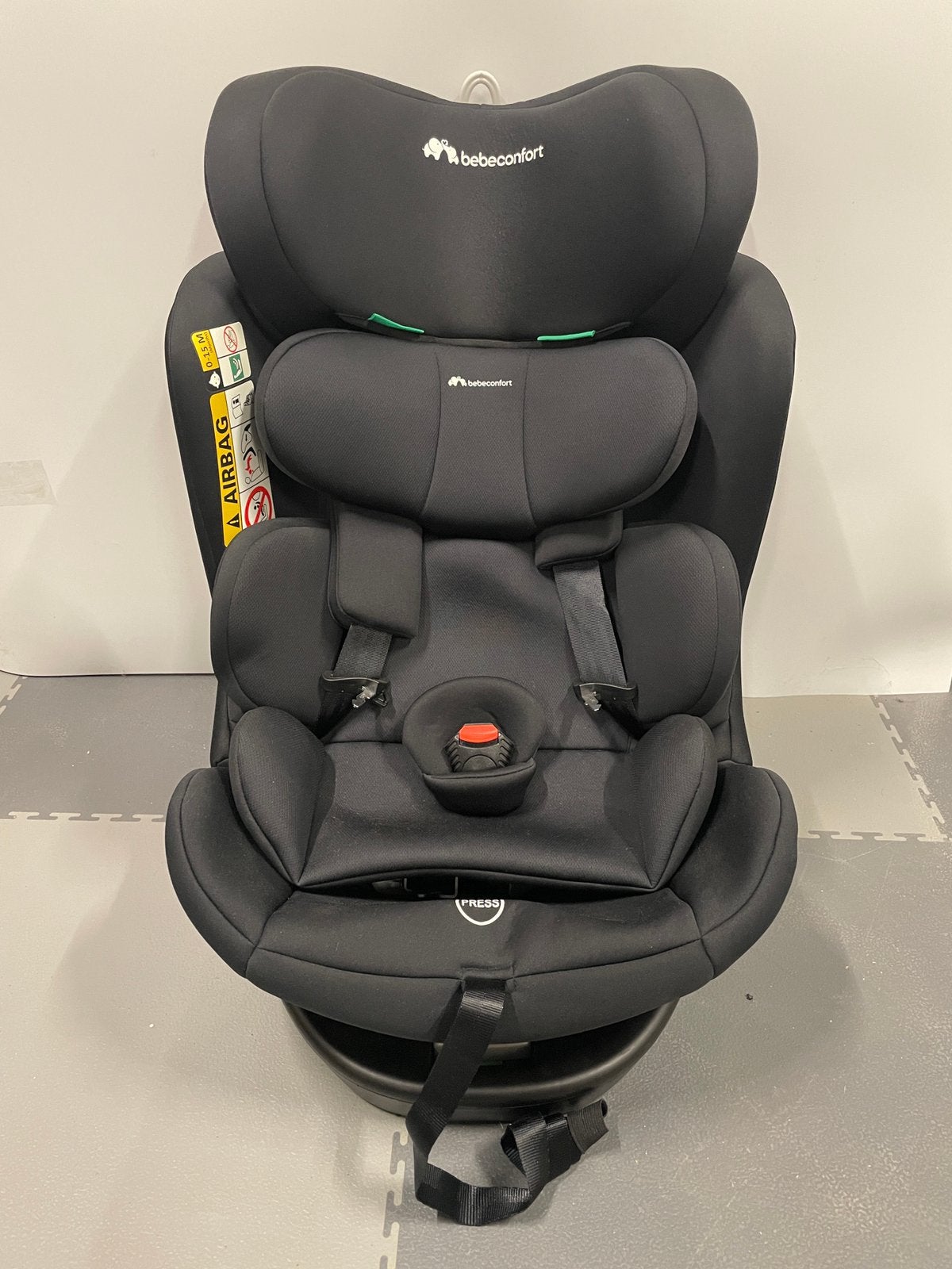 Nieuwe Bebe Confort Evolvefix i-Size zwart, Overige merken, Nieuw, Ophalen of Verzenden, Verstelbare rugleuning