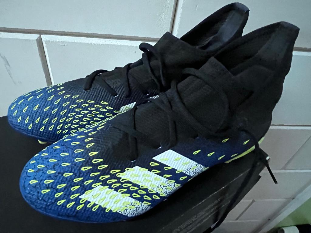 Adidas Predator Freak .3 FG voetbalschoenen, Ophalen, Schoenen, Nieuw, Maat L