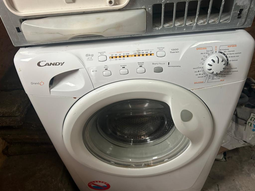 Wasmachine en droger, Witgoed en Apparatuur, Ophalen of Verzenden, 85 tot 90 cm