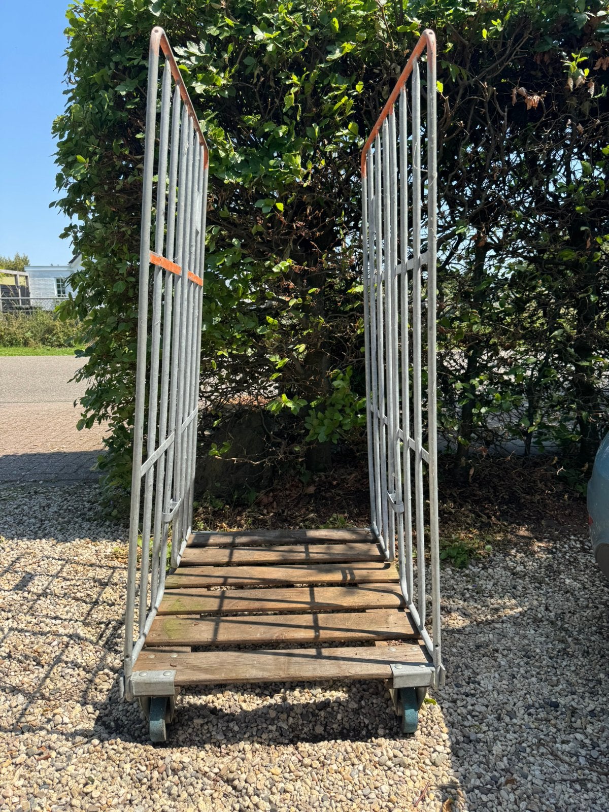 Rolcontainer kar, Ophalen