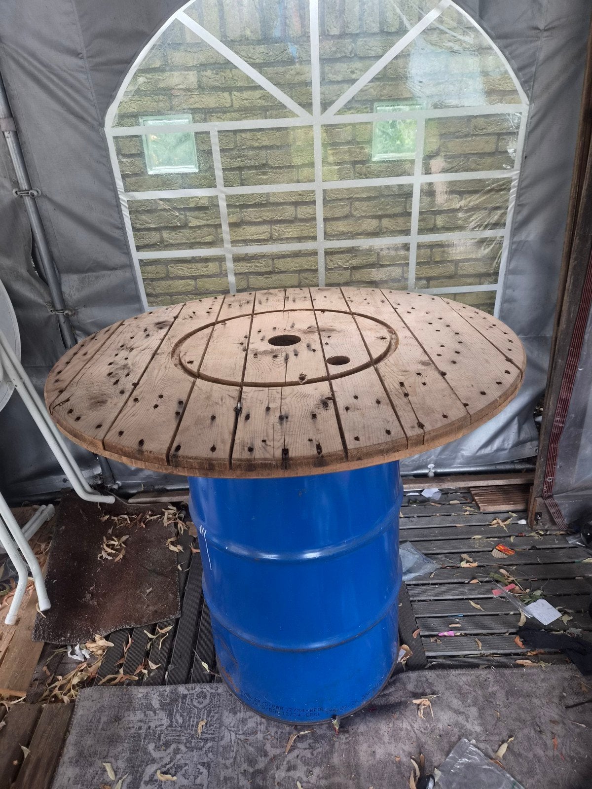 Unieke statafel van kabelhaspel en olievat, Gebruikt, 100 tot 150 cm, Rond, 50 tot 100 cm