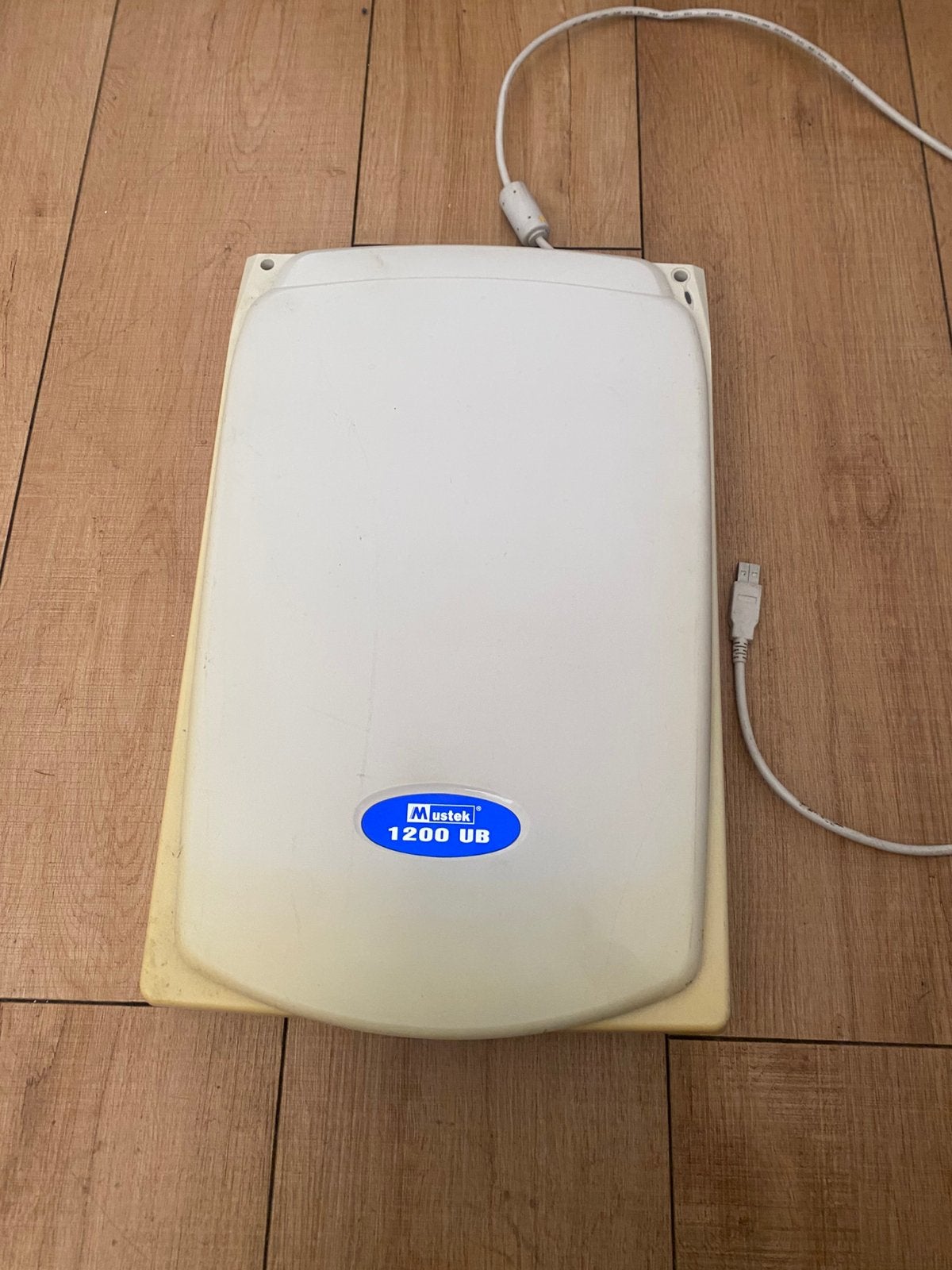 Mustek 1200UB Scanner wit, Ophalen of Verzenden, Zo goed als nieuw
