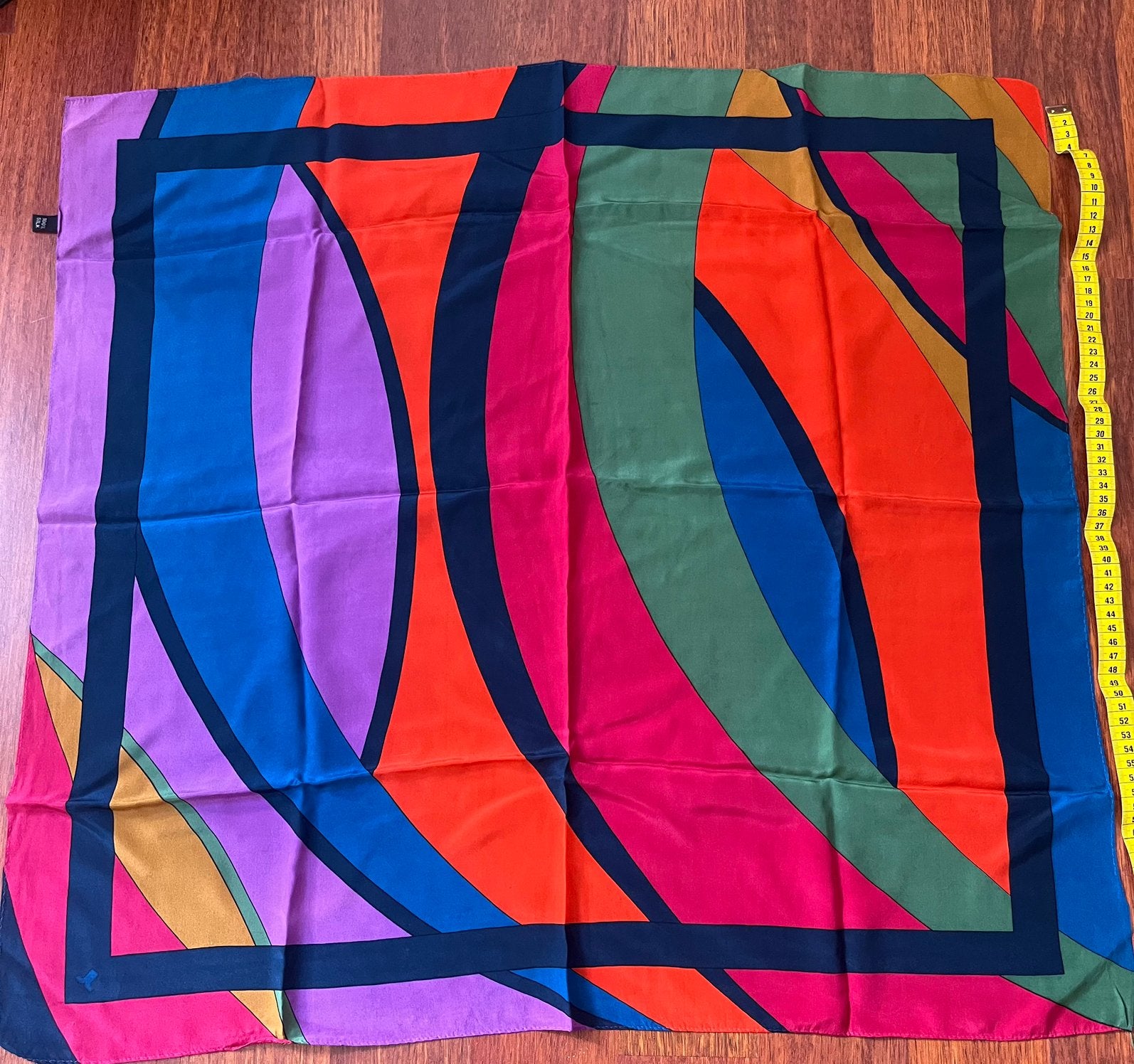 Grote vintage kleurrijke zijde sjaal modern, Ophalen of Verzenden, Zo goed als nieuw, Maat 46/48 (XL) of groter, Sjaal