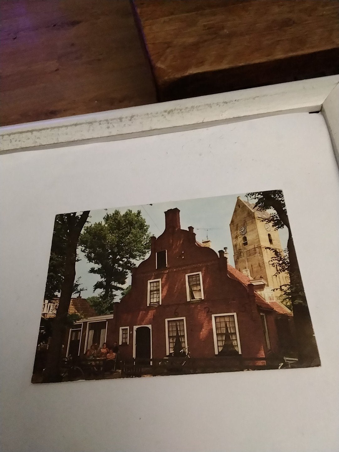 Oude ansichtkaart Nes Ameland - oude gevel 1625, Ophalen of Verzenden, 1960 tot 1980, Gelopen, Friesland
