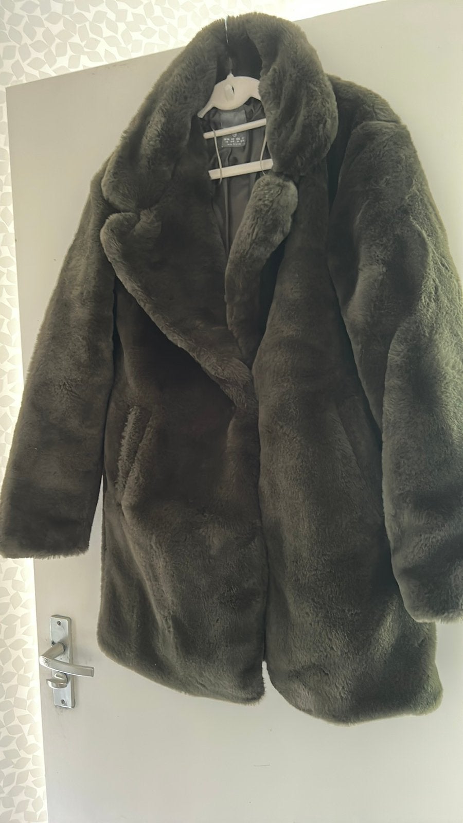 Groene Bontjas Zara maat XS, Kleding | Dames, Jassen | Winter, Ophalen of Verzenden, Zo goed als nieuw, Maat 34 (XS) of kleiner