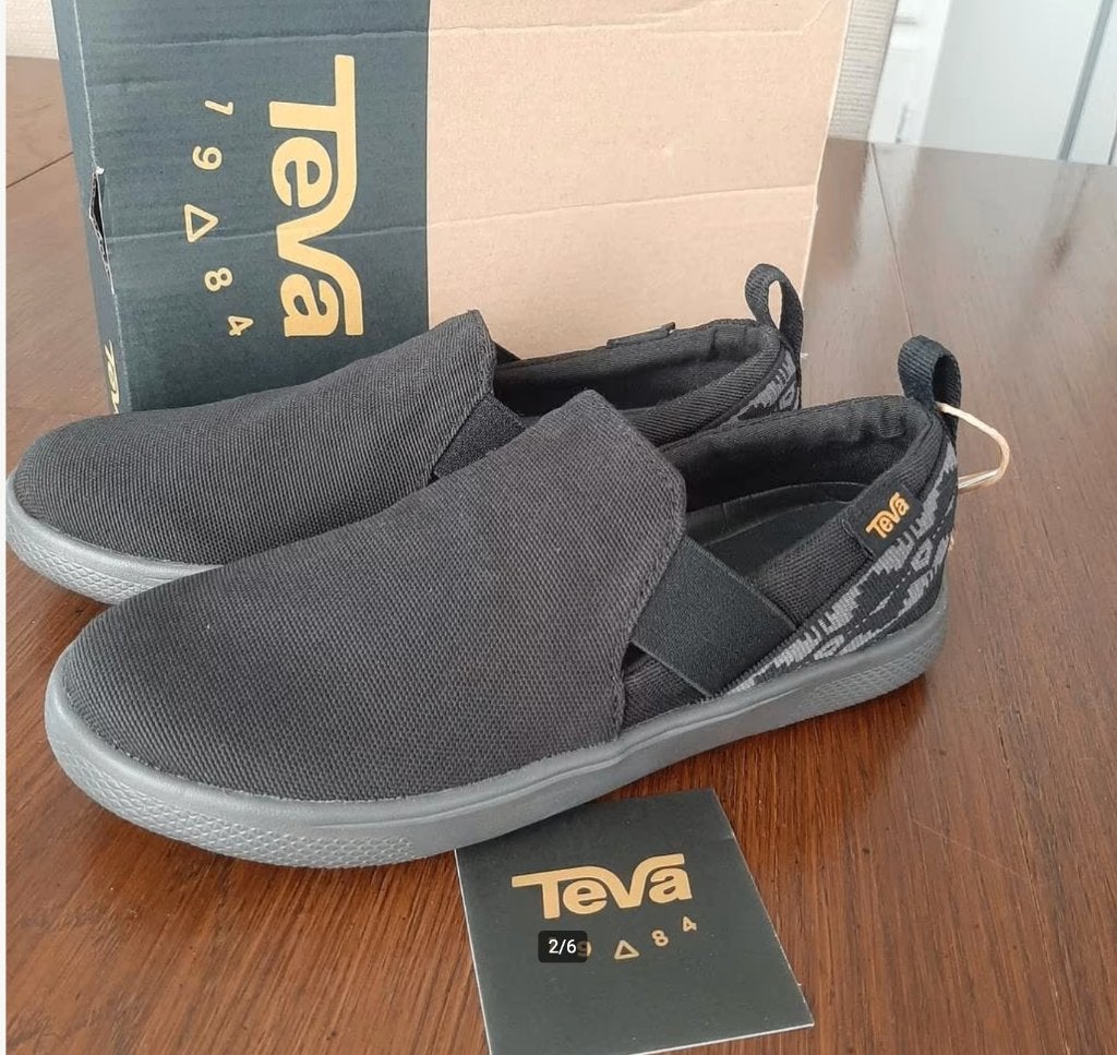 Nieuw: Teva instappers (slip-on) maat 37, Schoenen, Nieuw, Jongen, Teva