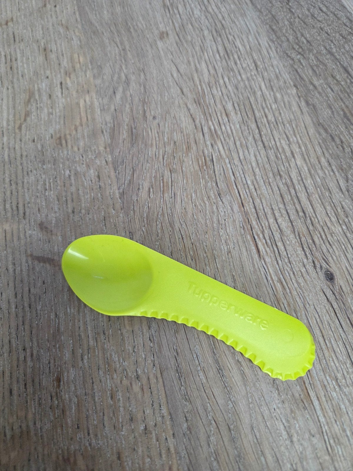 Tupperware Kiwilepel 2in1 kiwi snijden, schillen uitlepelen, Met bestek, Overige typen, Nieuw, Ophalen of Verzenden