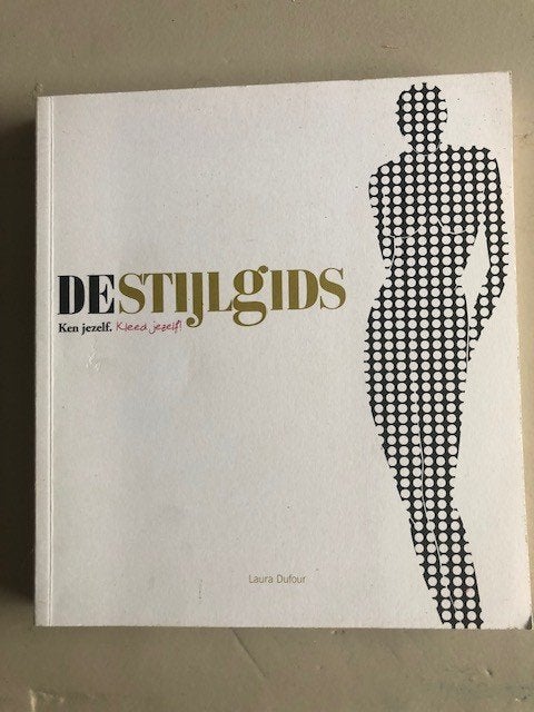 Stijlgids, Ophalen of Verzenden, Zo goed als nieuw, Laura Dufour, Mode algemeen