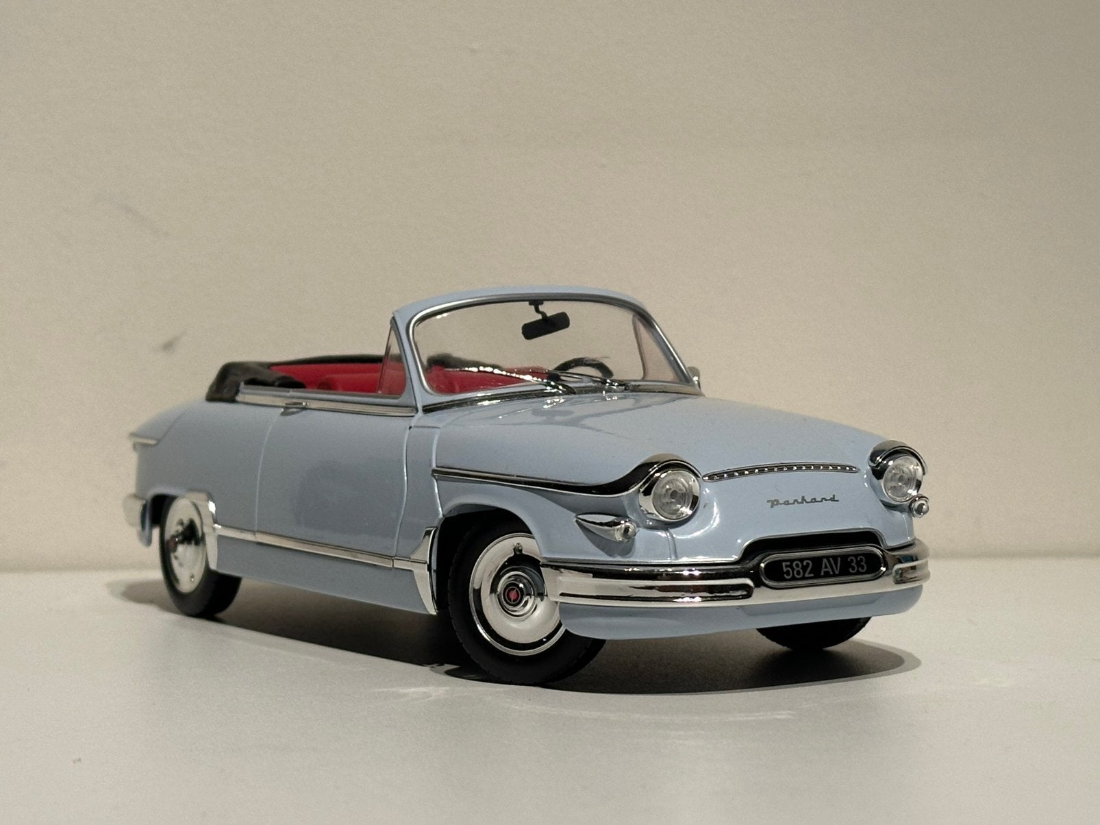 Panhard PL17 Cabrio (1961) | Solido | schaal 1:18, Ophalen of Verzenden, Zo goed als nieuw, Auto, Solido