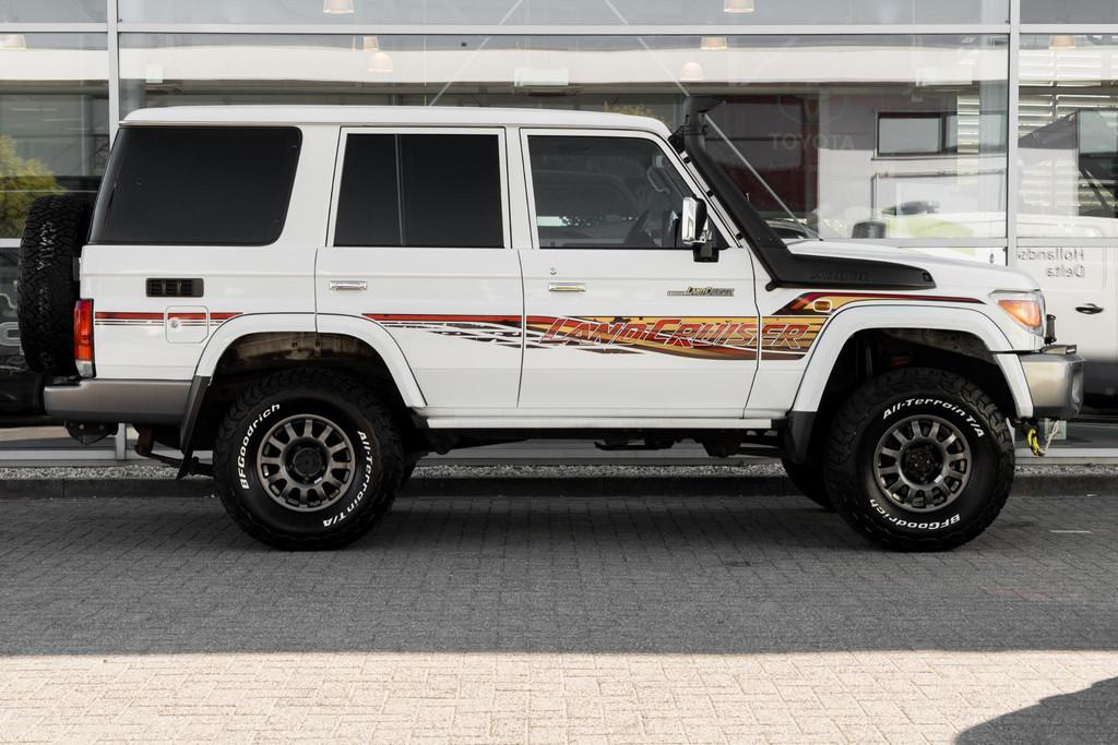Toyota Land cruiser GRJ76L 4.0 V6 LX LPG | 3X Difflock | Com, Stof, Euro 6, Wit, Handgeschakeld