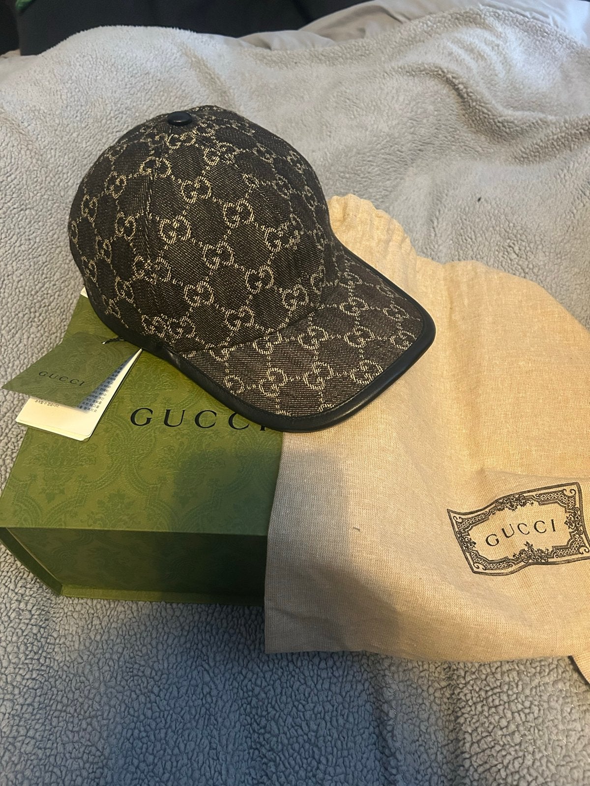 Gucci pet maat S57 zo goed als nieuw, Ophalen of Verzenden, Zo goed als nieuw, Pet