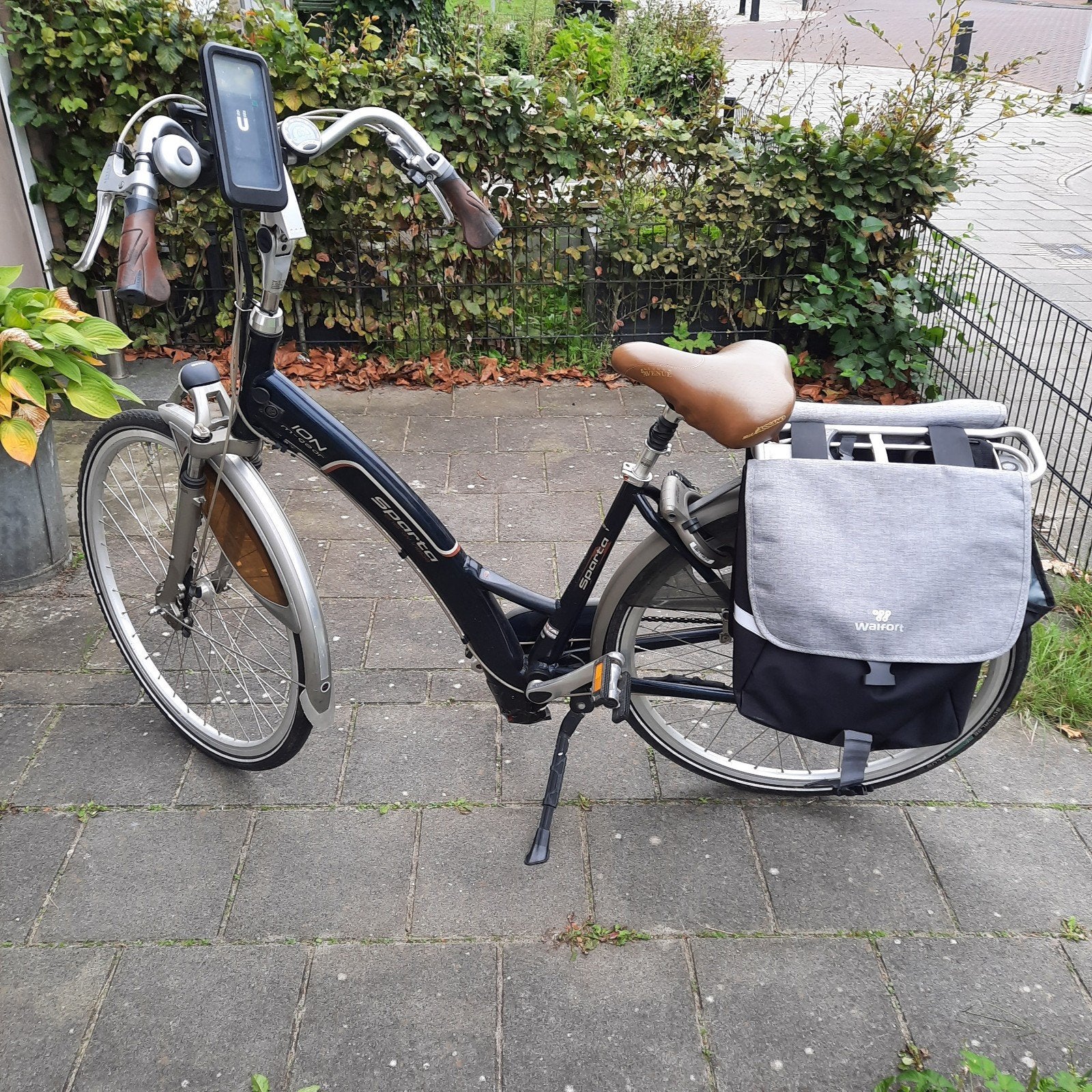 Sparta ION elektrische fiets met fietstassen, Ophalen, Sparta, Velgrem, Versnellingen