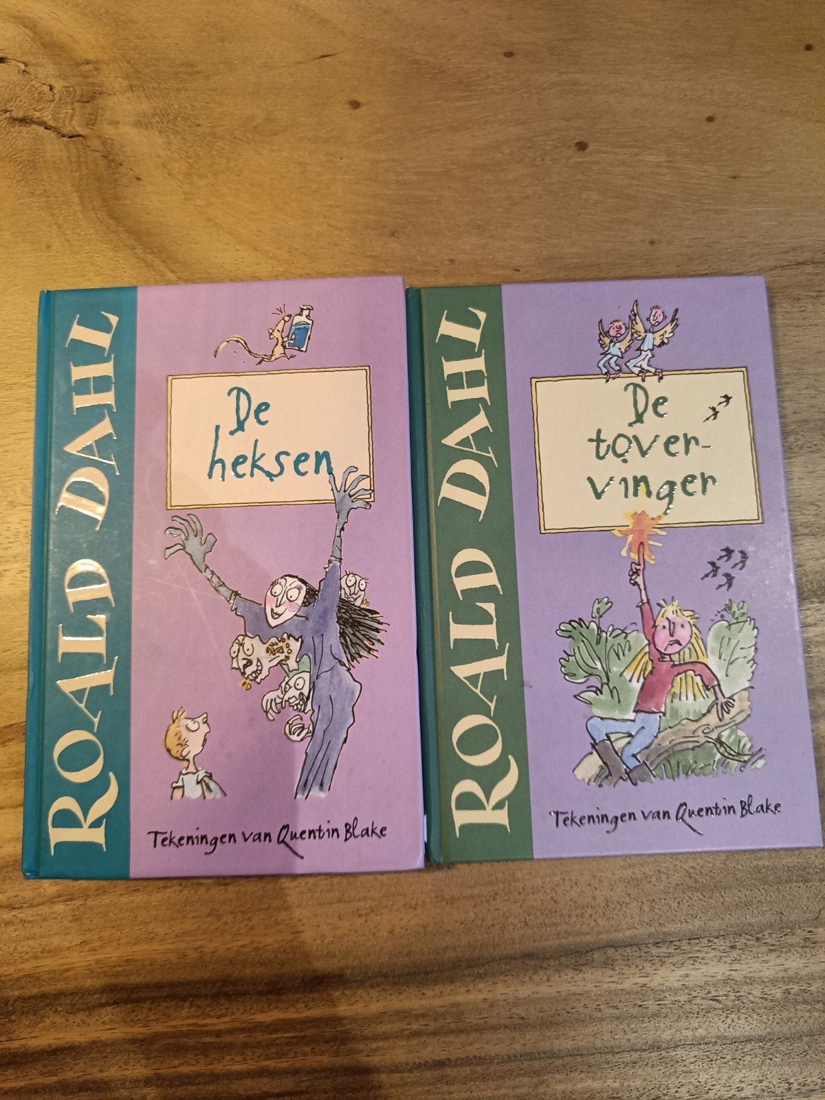 Roald Dahl Boeken: De Heksen & De Tovervinger (2-delige set), Ophalen of Verzenden, Zo goed als nieuw, Roald Dahl, Fictie