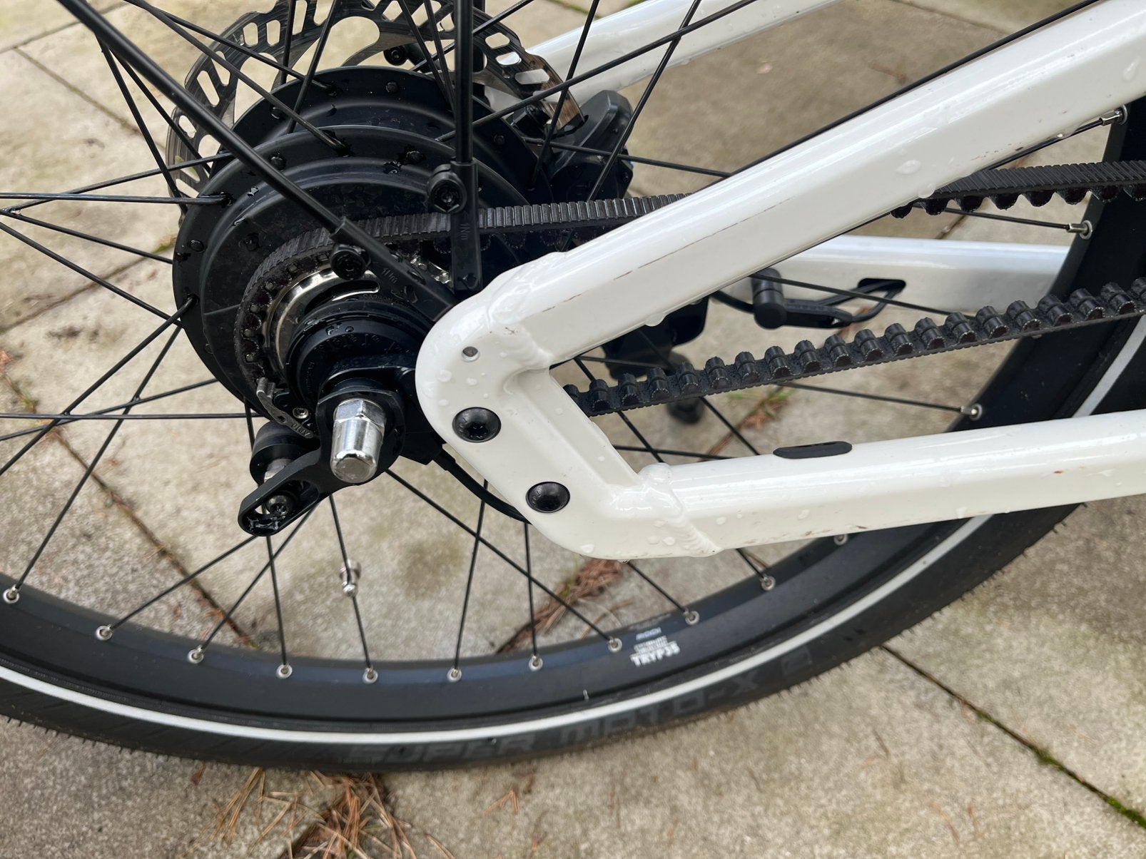 Riese und Müller Homage GT. 4.  Riem en Enviolo , Wit, 47 tot 51 cm, Ophalen, Zo goed als nieuw