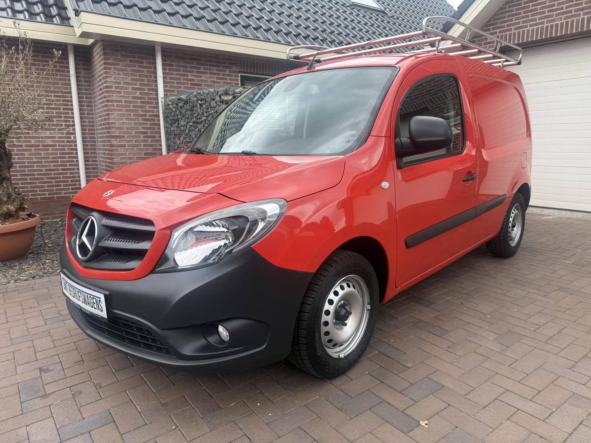 Mercedes-Benz Citan 108 CDI Sortimo inrichting airco trekhaa, Voorwielaandrijving, Dealer onderhouden, Stof, Gebruikt