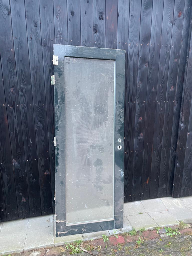 Hard houten buitendeur., Ophalen, Gebruikt, Buitendeur, 200 tot 215 cm