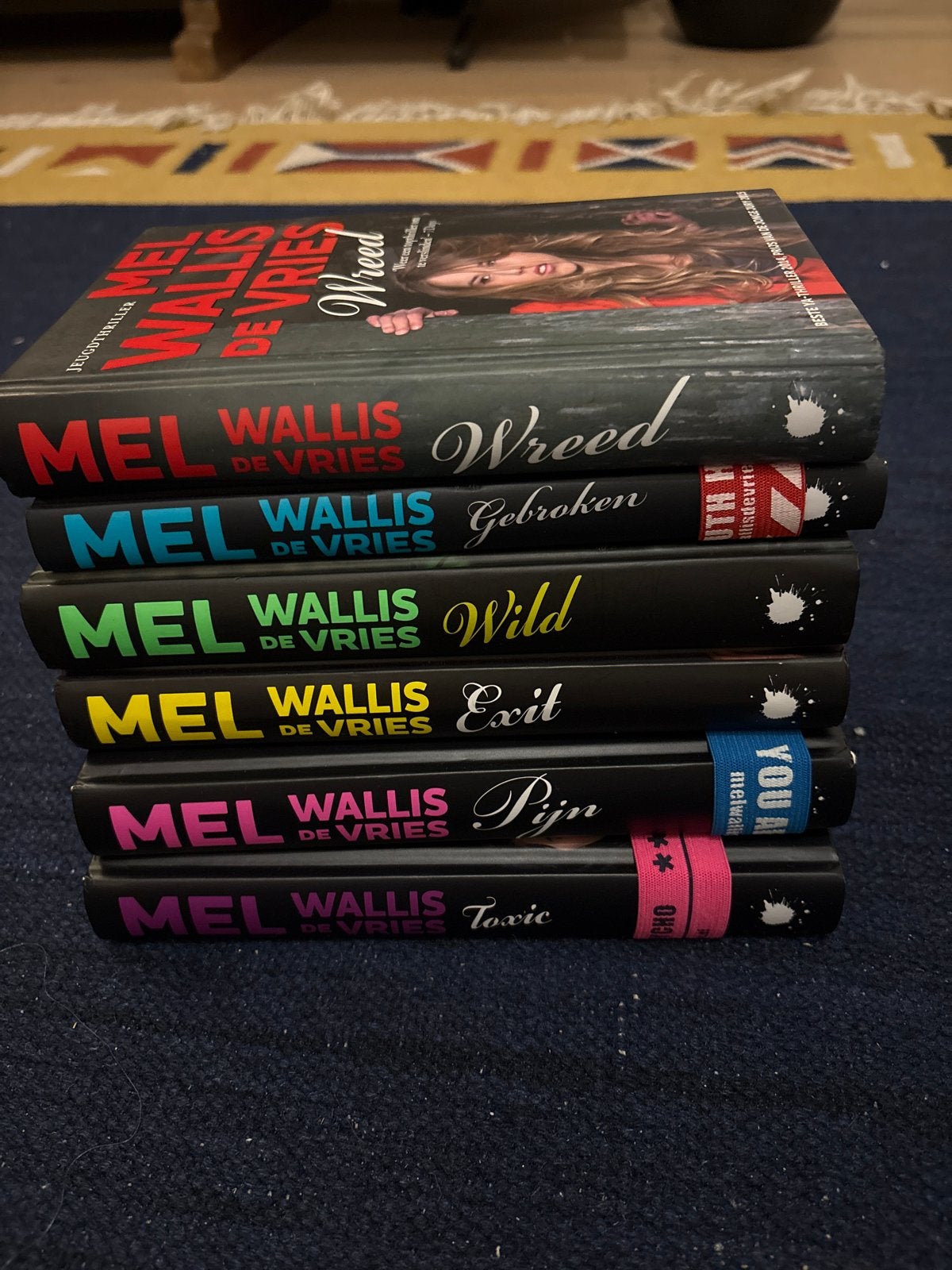 Mel Wallis de Vries boeken set - Jeugdthrillers, Ophalen of Verzenden, Zo goed als nieuw, Nederland