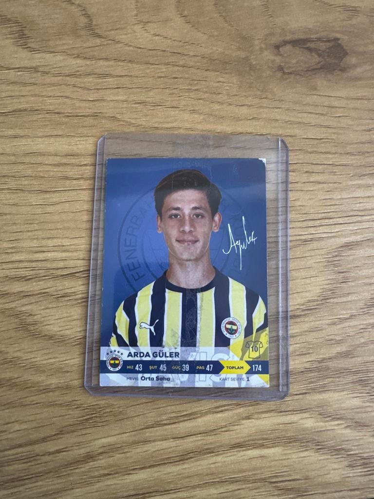 Voetbalkaart Arda Güler (Fenerbahçe), Verzamelen, Ophalen of Verzenden, Zo goed als nieuw, Buitenlandse clubs, Spelerskaart