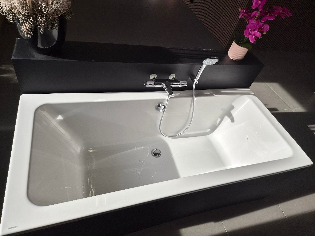 Geberit bad, Ophalen, Zo goed als nieuw, Bad