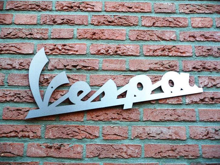 Uniek Vespa en Aprilia RVS logo 70cm, Ophalen of Verzenden, Nieuw, Vespa