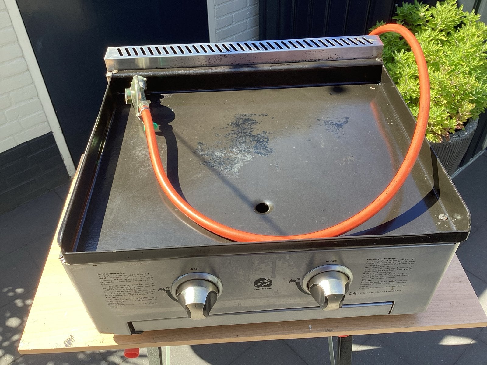 Fun Camp gas BBQ/bakplaat met 2 branders, Ophalen, Gebruikt