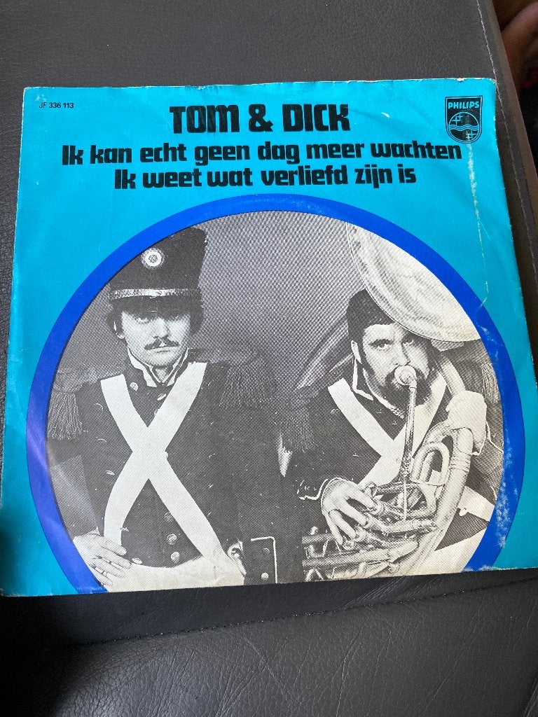 Tom & Dick - Ik Kan Echt Geen Dag Meer Wachten (Single), Cd's en Dvd's, Vinyl Singles, Gebruikt, Nederlandstalig, EP, Fotohoes