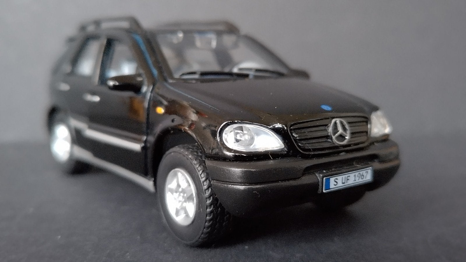 Mercedes Benz ML 1:43 Newray Schuco Pol, Hobby en Vrije tijd, Auto, ., Ophalen of Verzenden, Schuco