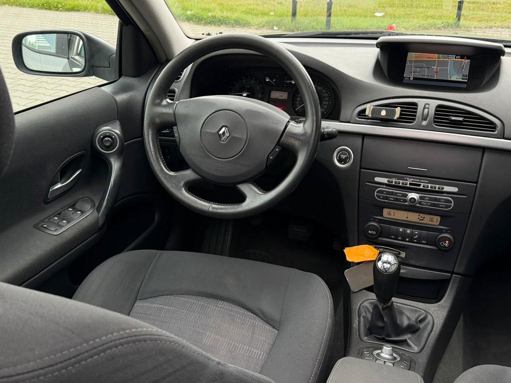 Renault Laguna Grand Tour 2.0-16V Business|Navi|Nieuw APK, Auto's, Voorwielaandrijving, 135 pk, Gebruikt, 4 cilinders