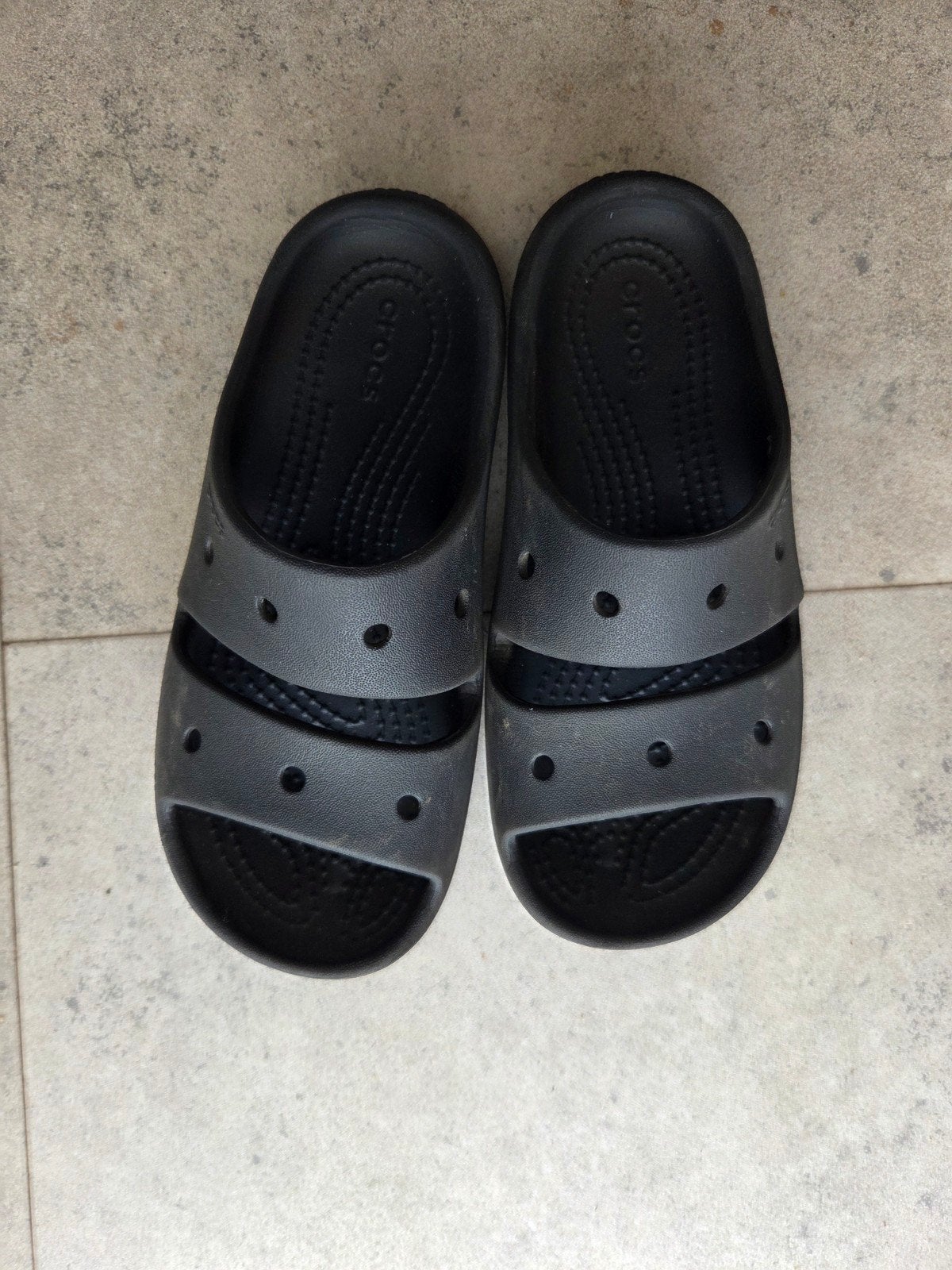 Zwarte Crocs Slippers Maat 32 33 J1, Ophalen of Verzenden, Jongen of Meisje