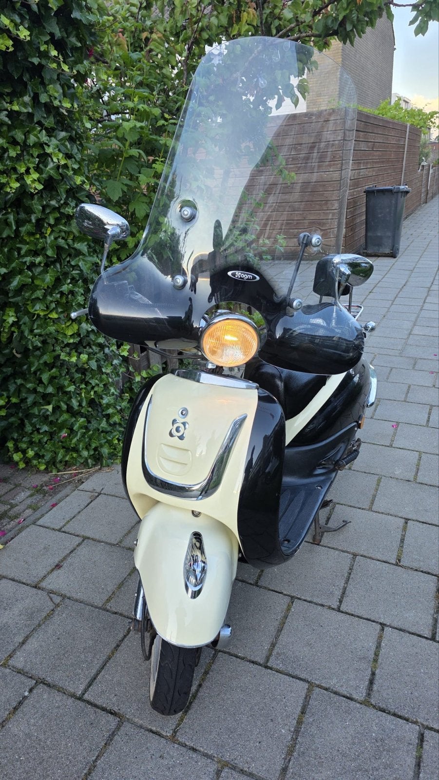 AGM Retro Scooter - Nieuwe accu, rijdt perfect!, Zo goed als nieuw, Benzine, Ophalen, Overige merken