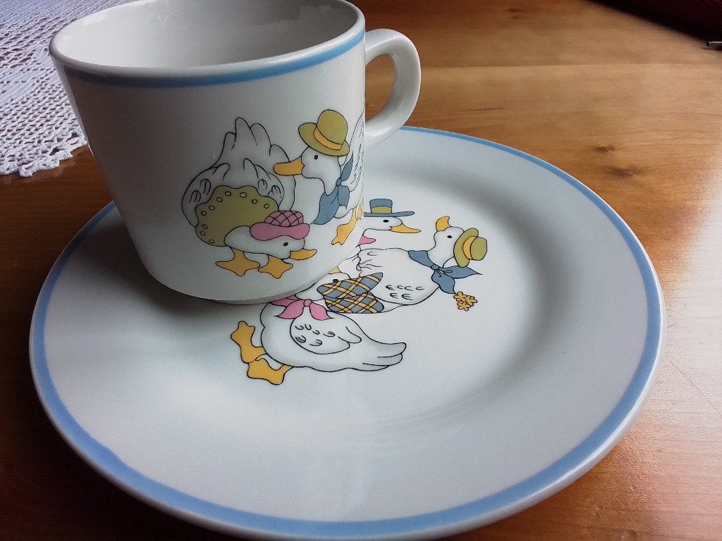 Vintage kinderservies / ontbijtset, Huis en Inrichting, Keuken | Servies, Gebruikt, Keramiek, Overige typen, Ophalen of Verzenden