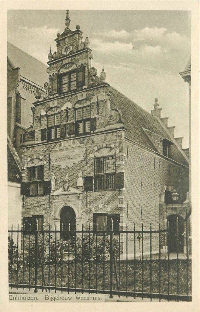379-186-051 Enkhuizen Bijgebouw Weeshuis, Verzenden, Voor 1920, Noord-Holland