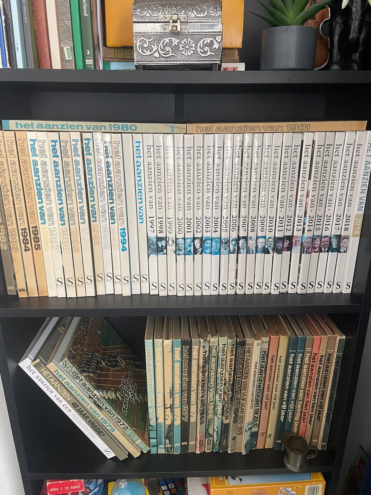 50 Aanzien Boeken [1965-2019 bijna compleet] en 12 Verzamel, Boeken, Ophalen, Gelezen, Overige gebieden