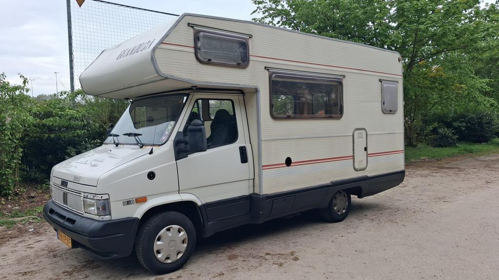 Supertoffe retro Fiat Ducato Granduca Alkoof camper, Caravans en Kamperen, Campers, Chemisch toilet, Alkoof, Reservewiel, Fiat