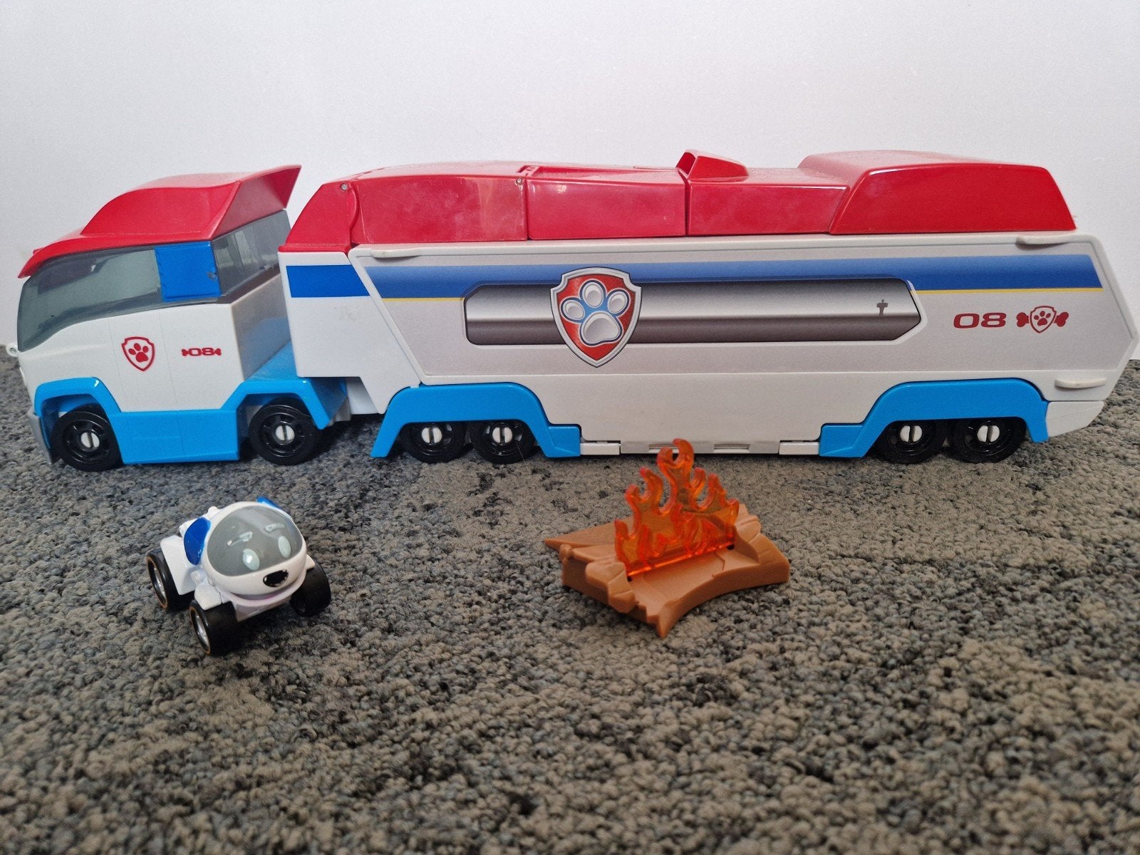Paw Patrol vrachtwagen met toebehoren, Ophalen