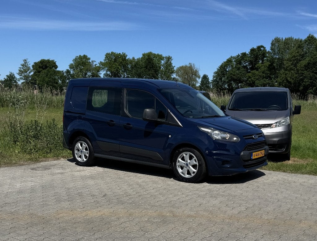 Ford Transit Connect 1.6 Benzine Automaat 3 Zits Airco Park, Stof, Zwart, 4 cilinders, 150 pk