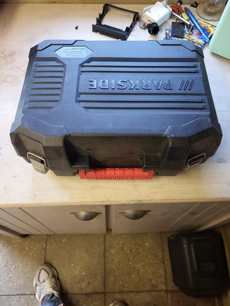 Elektrisch gereedschap, Ophalen, Gevuld, Zo goed als nieuw