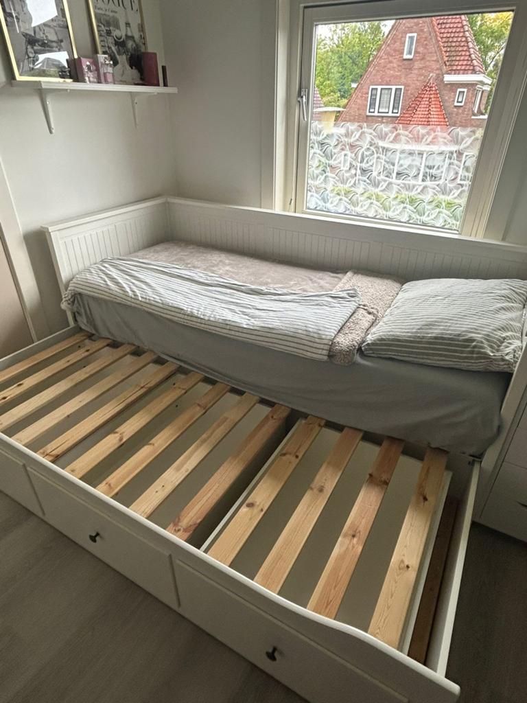 Bed/bedbank, 1 persoons tot 2 persoons, Ophalen, Verstelbaar, Eenpersoons, Wit
