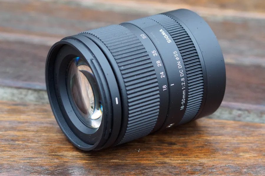 Sigma 18-50mm F2.8 DC DN Contemporary Lens (Sony E-mount), Sony E-mount, Sigma, Ophalen of Verzenden, Zo goed als nieuw