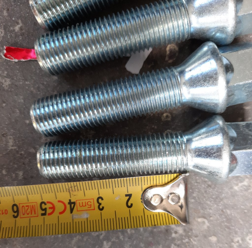 Lot van meerdere wielbouten, Ophalen, Gebruikt, BMW