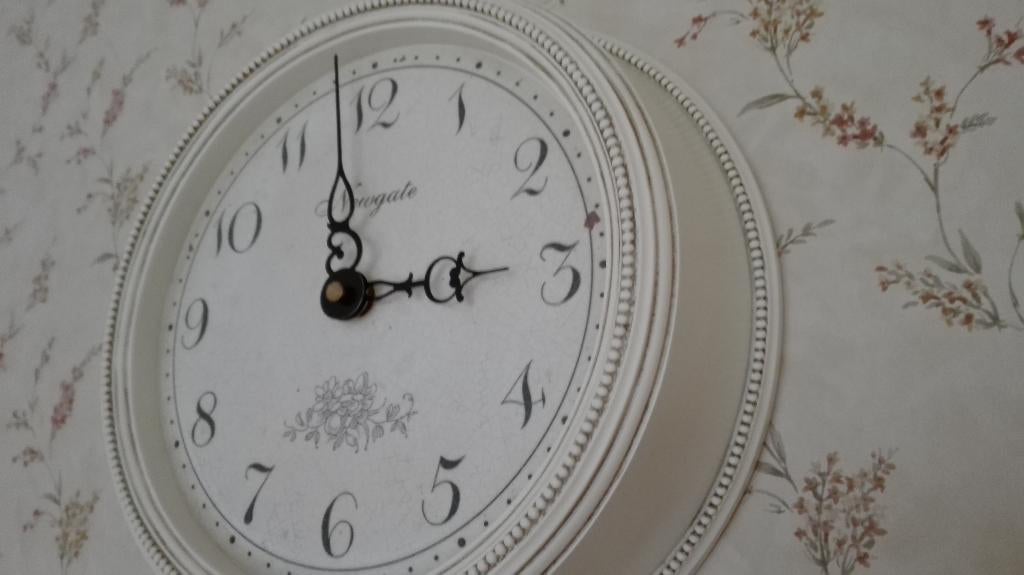 Brocante Wandklok Laura Ashley, Antiek en Kunst, Ophalen