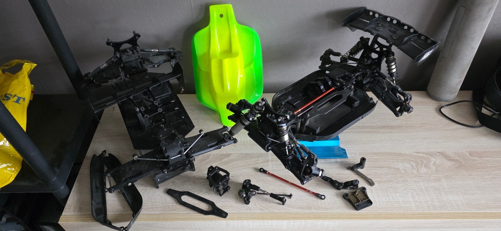 HB 817 Roller RC Auto Chassis - Onderdelen, Ophalen, Auto offroad, Overige typen, Zo goed als nieuw