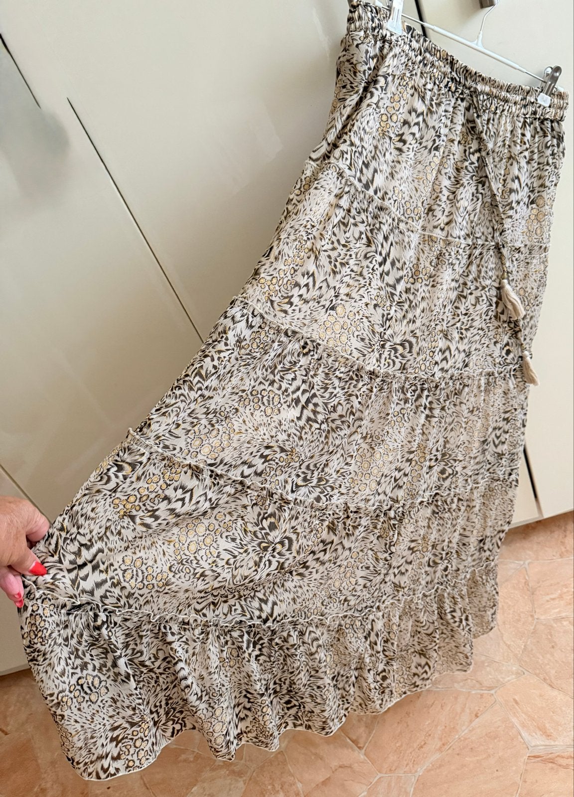 Maxi rok met print en onderrok, Kleding | Dames, Maat 38/40 (M), Beige, Ophalen of Verzenden, Zo goed als nieuw