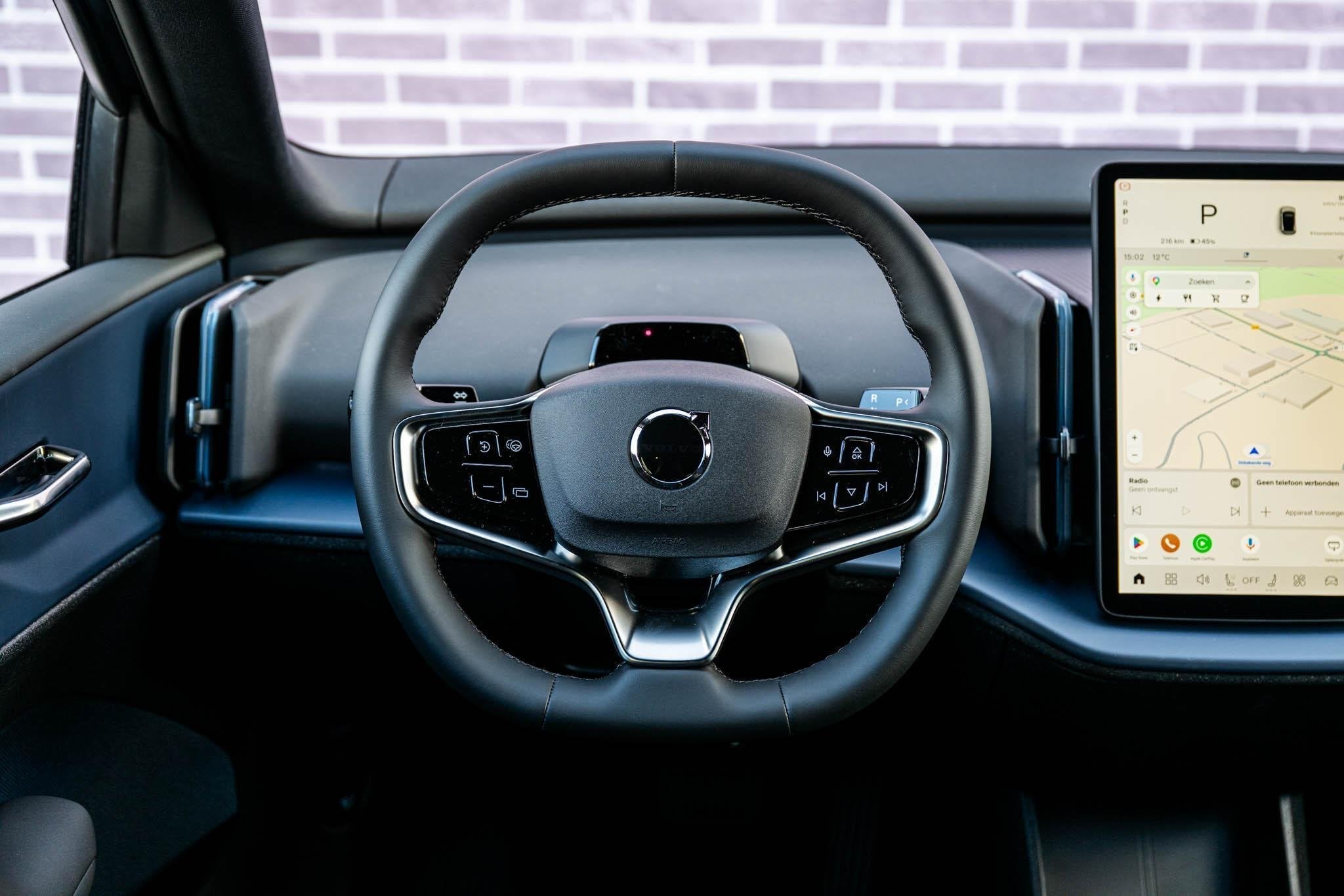 Volvo EX30 P5 Long Range Plus Black Edition Europa 69 kWh |, Automaat, Achterwielaandrijving, Leder en Stof, Zwart